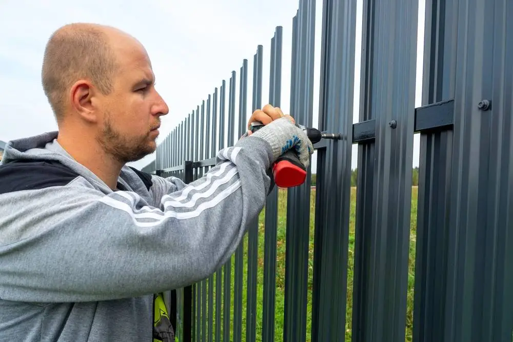 Fencing Repairs & Installation-Novi, MI